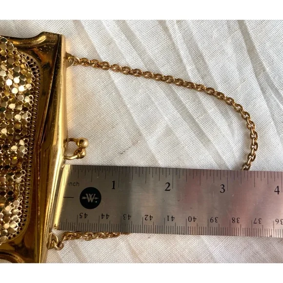 Vintage Whiting & Davis Goldtone Metal Mesh Mini Evening Bag Clutch Wristlet - Picture 16 of 17